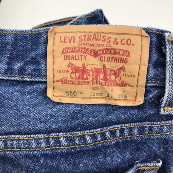 Vintage LEVI'S 550 High Waisted Wedgie Jeans - Picture 7 of 7